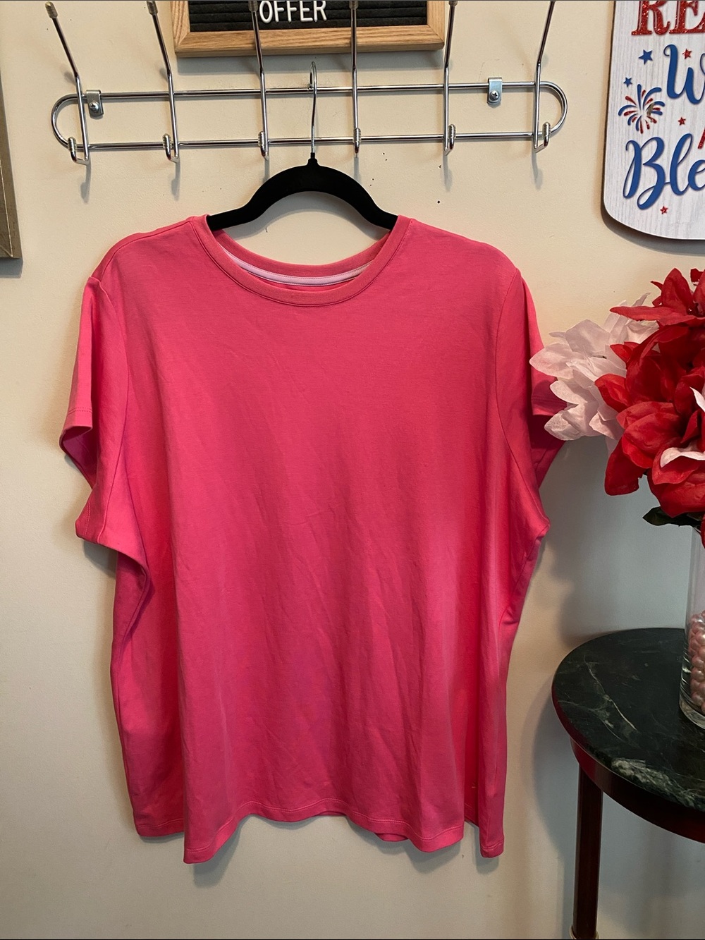 Isaac Mizrahi LIVE Bright Pink Short Sleeve Tee Size 2X